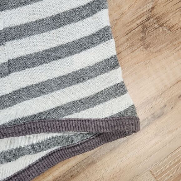 🐞Xhilaration Cream Striped Linen Blend Crop Batwing Top Medium - Picture 11 of 11